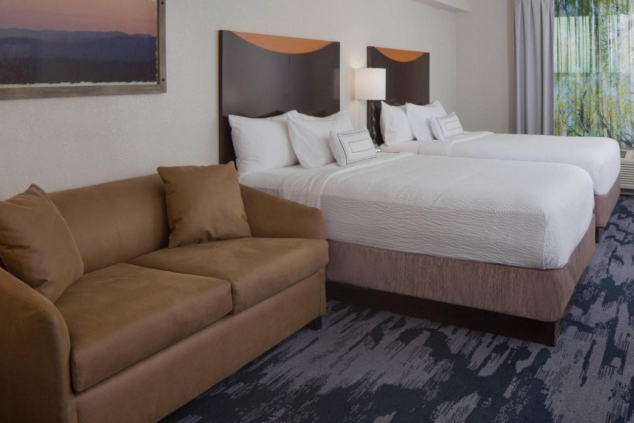 Fairfield Inn & Suites By Marriott Orlando Lake Buena Vista Buitenkant foto